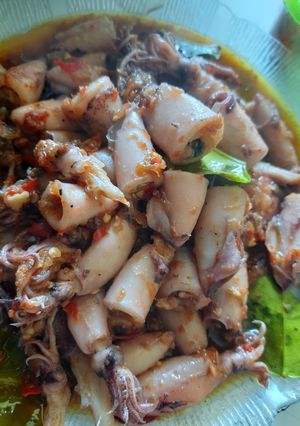 Foto resep Cumi asin pedas daun jeruk