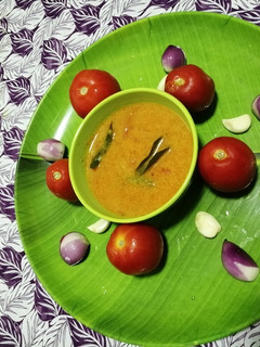 தக்காளி குருமா (Thakkaali kuruma recipe in tamil) செய்முறை முக்கிய புகைப்படம்