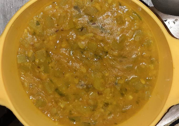 Moong dal with bottle Gourd (Lau diye moong dal)