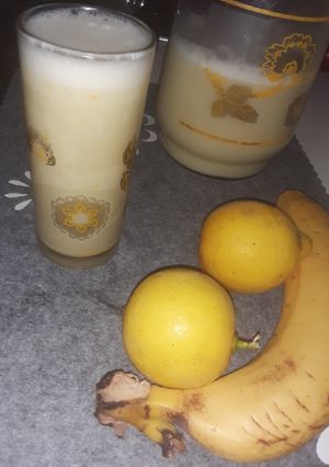 صورة لوصفة عصير الموز والليمون