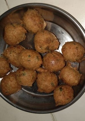 A picture of Spicy Walnut bites.