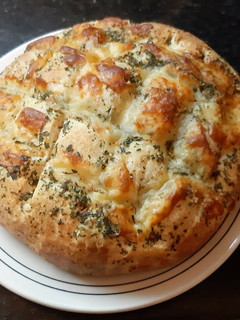 Una foto de Pan de queso y ajo 🧀