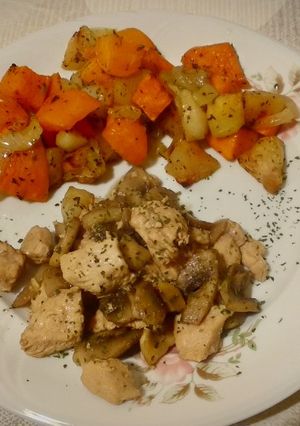 Pulyka édesburgonyával és almával recept fotója
