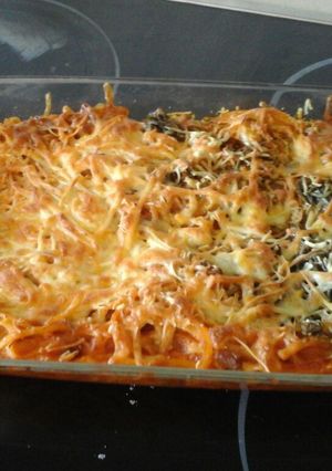 Una foto de Tallarines Gratinados a los 3 Quesos