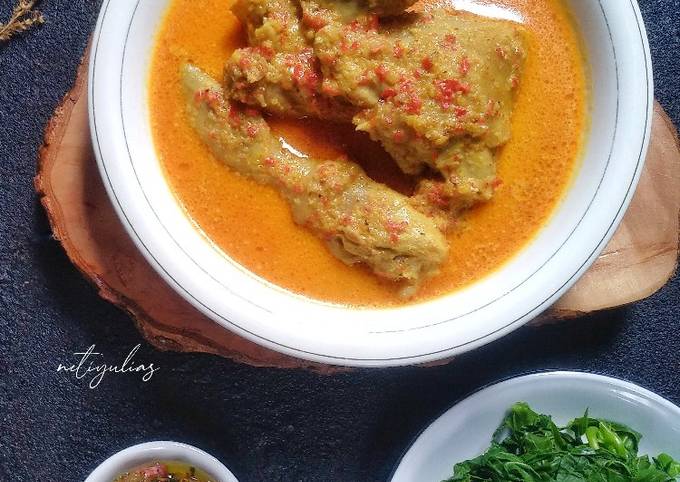 Gulai Ayam Khas Minang