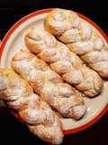 Treccine dolci alla panna