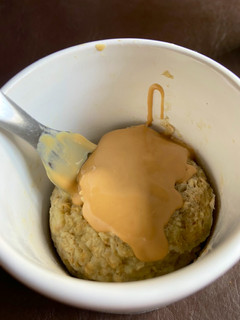 Una foto de Torta en taza de banana (saludable)