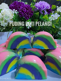 Foto resep Puding roti pelangi(Rainbow bread pudding)