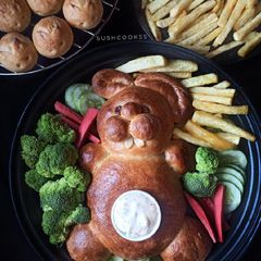 A picture of Eggless bunny bread.