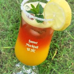 A picture of 🍹🌅Sunset Mocktail🌅🍹(non-alcoholic).