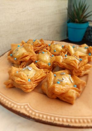 Una foto de Pastelitos patrios