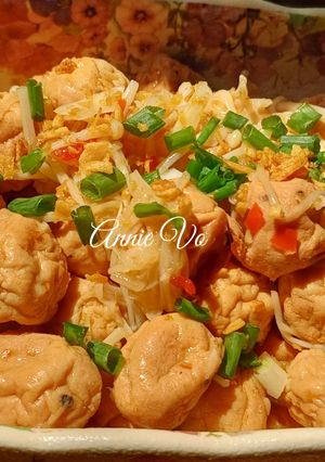 Hình của món Cá viên chiên sốt nấm kim châm.