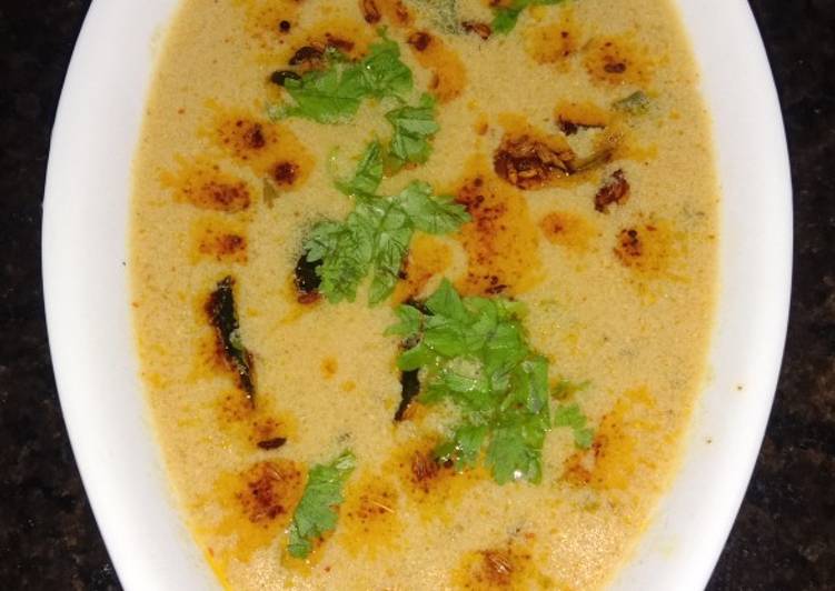 Easiest Way to Prepare Any-night-of-the-week Makki ki aate ki kadhi