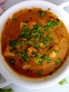 शाही पनीर (Shahi Paneer recipe in hindi) रेसिपी मुख्य फोटो