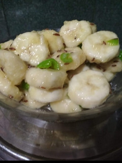 પાકા કેળાં નું શાક રેસીપી મુખ્ય ફોટો