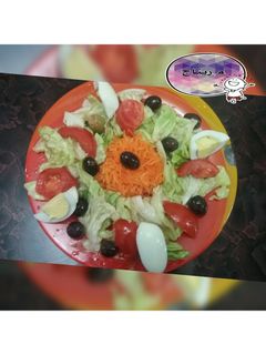 صورة لوصفة سلطة خفيفة 🥕🍅🥚