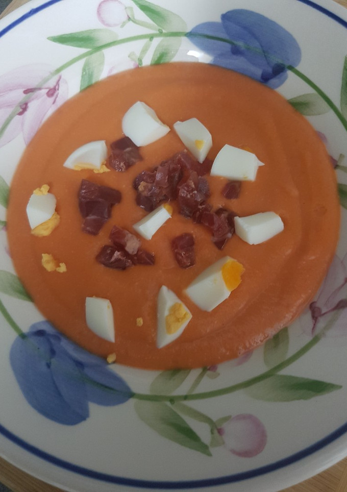 Una foto de Salmorejo 🍅🥖🫒