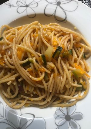 Zöldséges (kínai) tészta recept fotója