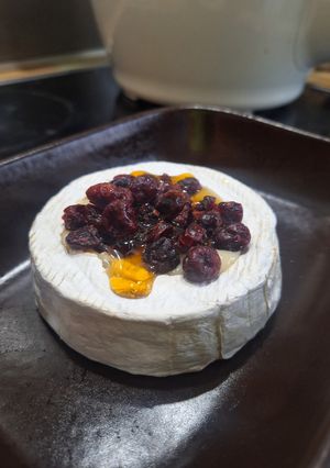 Une photo de Camembert rôti érable cranberries