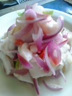 Una foto de Cebiche de corvina al jengibre