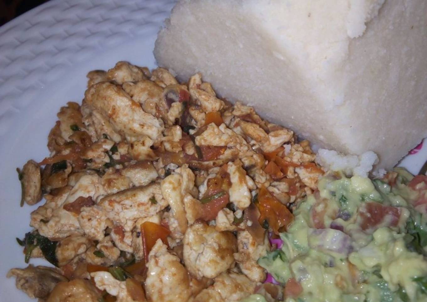Scrambled eggs and guacamole