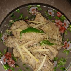 A picture of Chicken White Karahi.