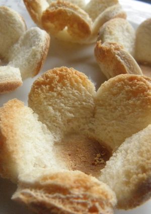 Una foto de Canastitas, tarteletas o tartitas de pan lactal, sin amasar