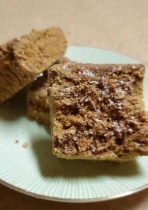 A picture of Easy vanilla fudge.