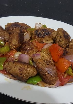 A picture of Sizziling sriracha beef kabab.
