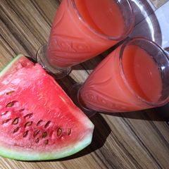 Watermelon juice A picture of Watermelon juice.