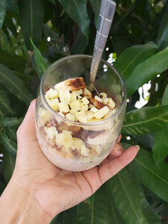 Una foto de Postre fácil (con pedazos de torta)