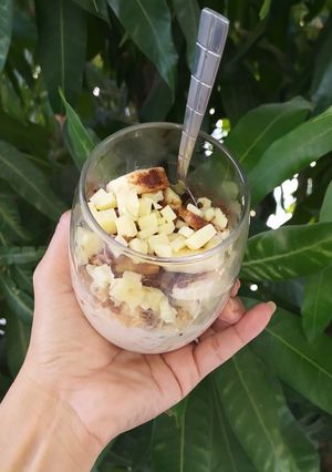 Una foto de Postre fácil (con pedazos de torta)
