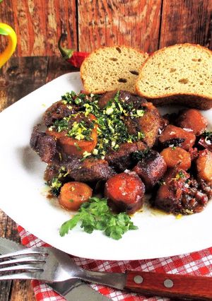 Osso bucco, csontos borjúlábszár recept fotója