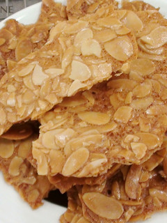 【樂客來】最愛法式甜點~杏仁瓦片 的食譜成品照片