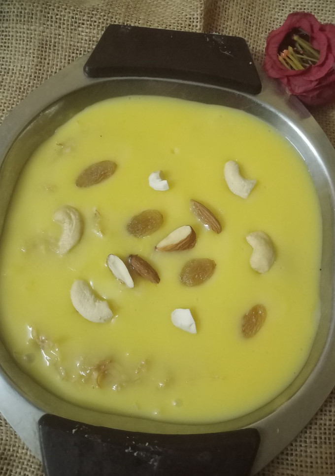 सिबई बिद कस्टर्ड (sevai with custard recipe in Hindi) रेसिपी मुख्य फोटो
