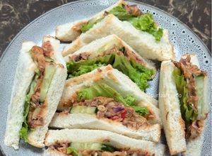 Gambar Sandwich Sardin