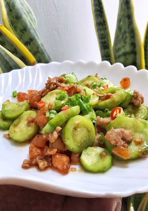 Hình của món Mướp hương xào tôm sấy.