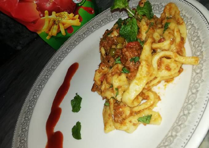 Pasta Bolognese with homemade pasta