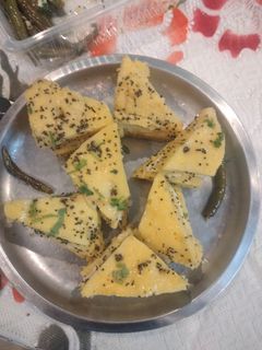 बेसन के ढोकला (besan ka dhokla recipe in Hindi) रेसिपी मुख्य फोटो