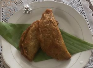 Una foto de Empanadas de plátano verde con queso