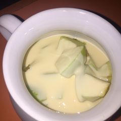 A picture of Fruit yogurt.
