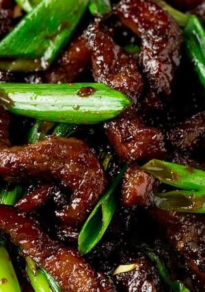 A picture of Easy Crispy Mongolian Beef.