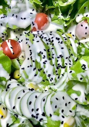 รูปของ GREENS WITH MAYONNAISE YOGURT DRESSING｜สลัดผัก 🥗