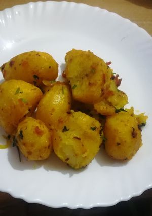 A picture of Roast potato masala.