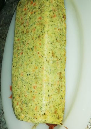 Una foto de Pastel de zanahoria, brócoli y patatas