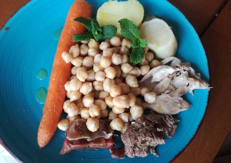 Cocido madrileño light con hierbabuena (olla rápida) 🍲🌿