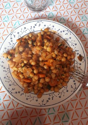 Una foto de Garbanzos con espinaca