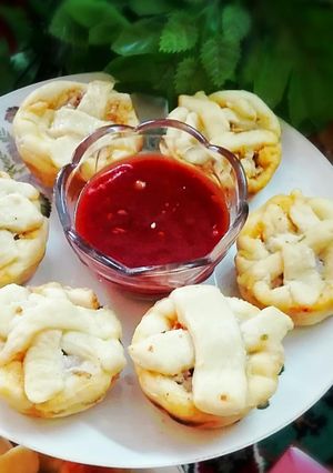 A picture of Pizza Cups.