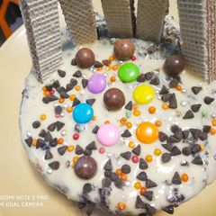 A picture of New Year Cake.