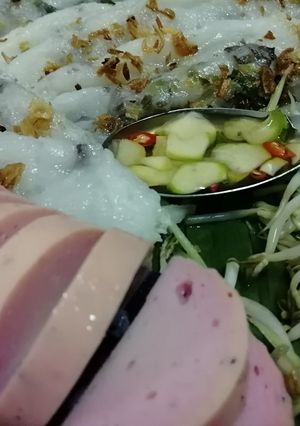 Hình của món Bánh cuốn chà bông cá với chả cá thanh long.